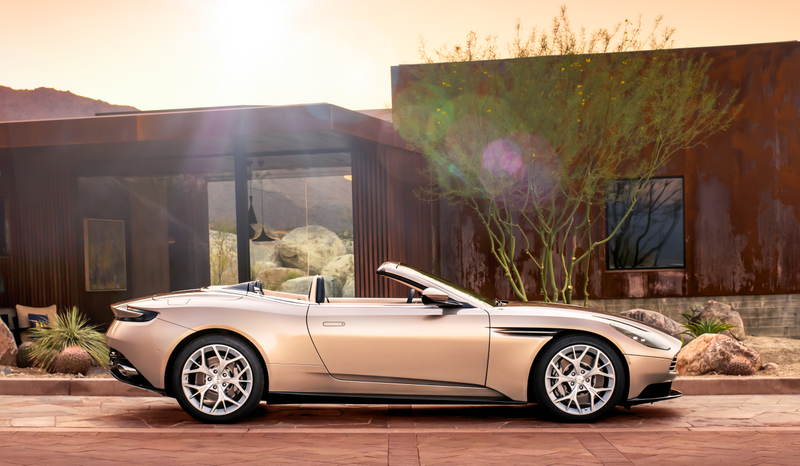 Illustration for article titled The 2018 Aston Martin DB11 Volante Looks Amazing Without A Roof